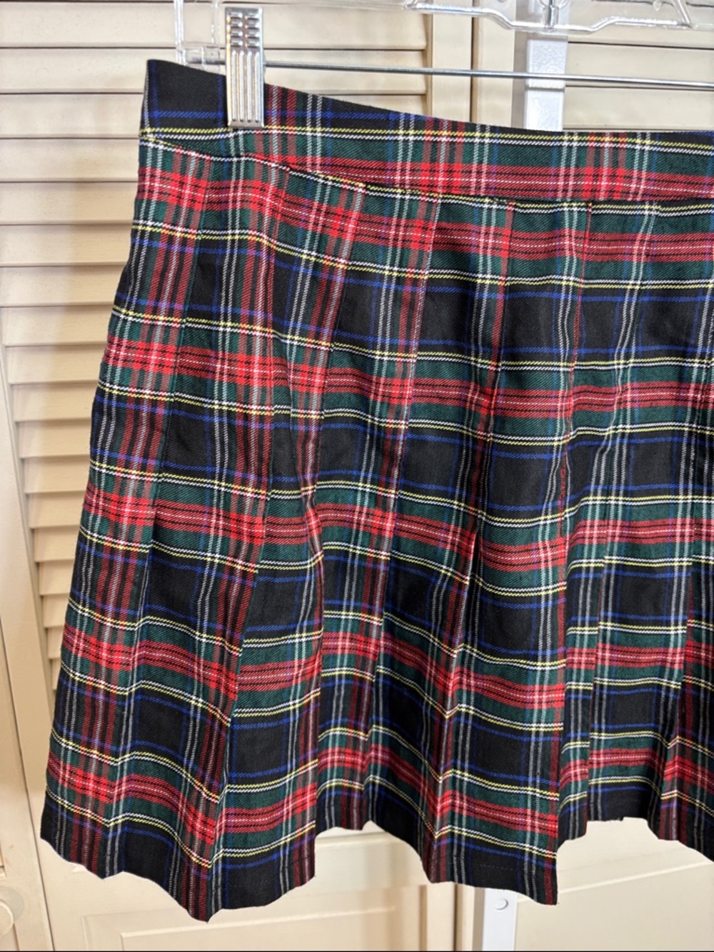 NWT Urban Outfitters Mary Red Tartan Plaid Pleated Mini Skirt Large - Picture 5 of 12